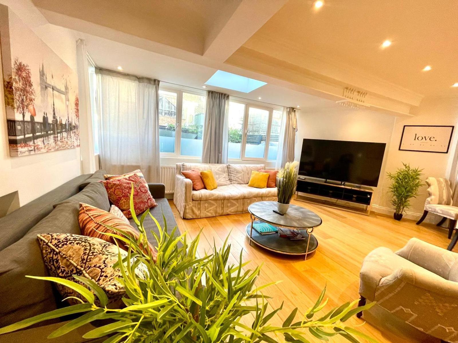 Knightsbridge Private 2 Bedrooms Flat London